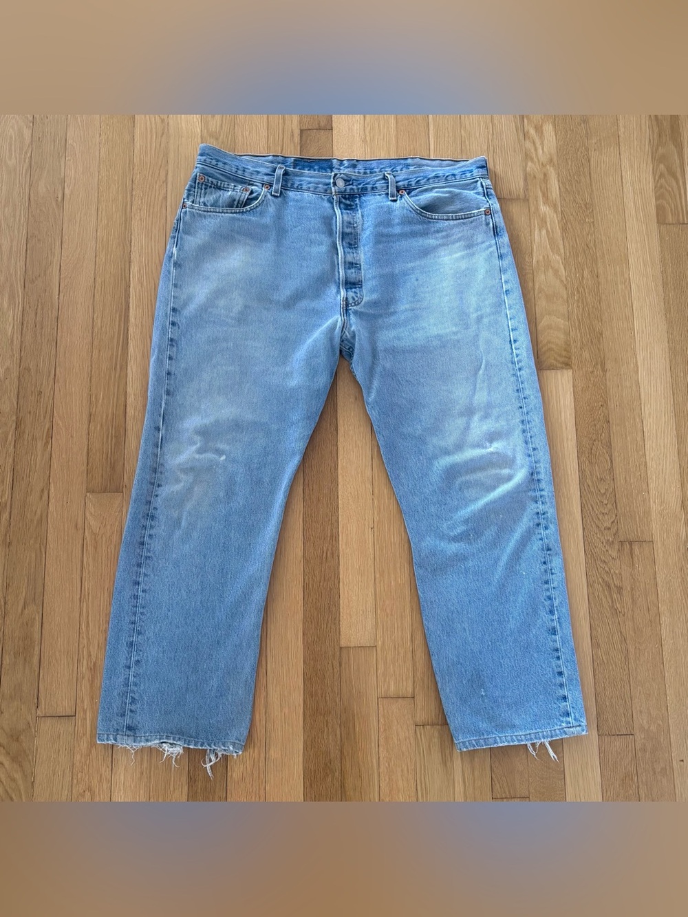 Vintage 1999 Levis 501 Made In USA Jeans 40x30 Light Wash Faded Thrashed 544